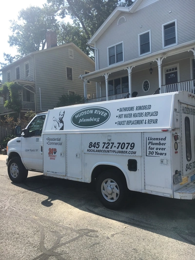Hudson River Plumbing: High-Efficiency Toilet Installation Services in Denbo