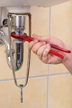 Robert Bradway's Plumbing & Heating Inc.: Residential Cleaning Services in Aneta